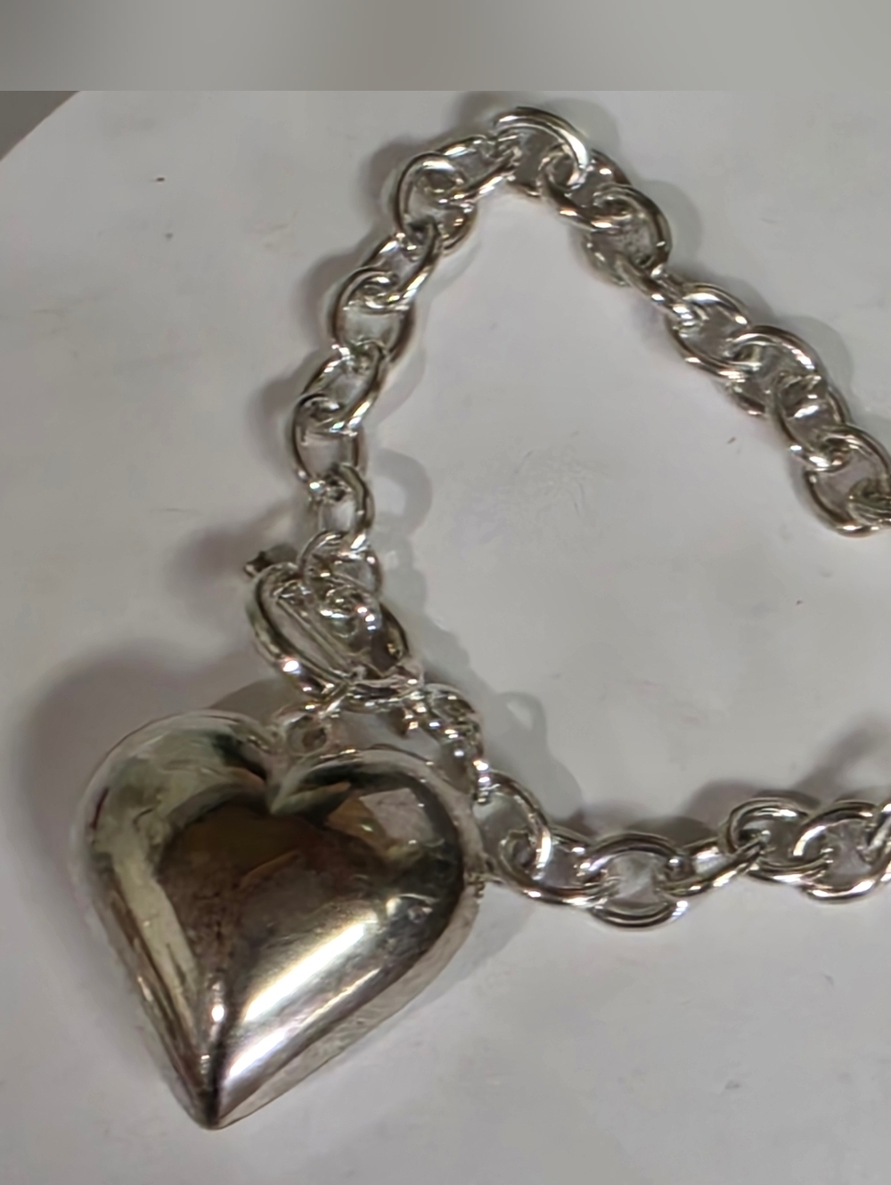 TRUE VINTAGE Silver PUFFY Heart Pendant Chain Braceler - 👀 - Picture 3 of 5